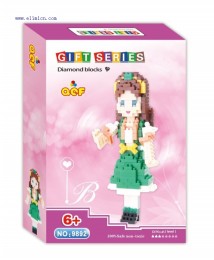 QCF Micro Blocks Barbie doll 9892